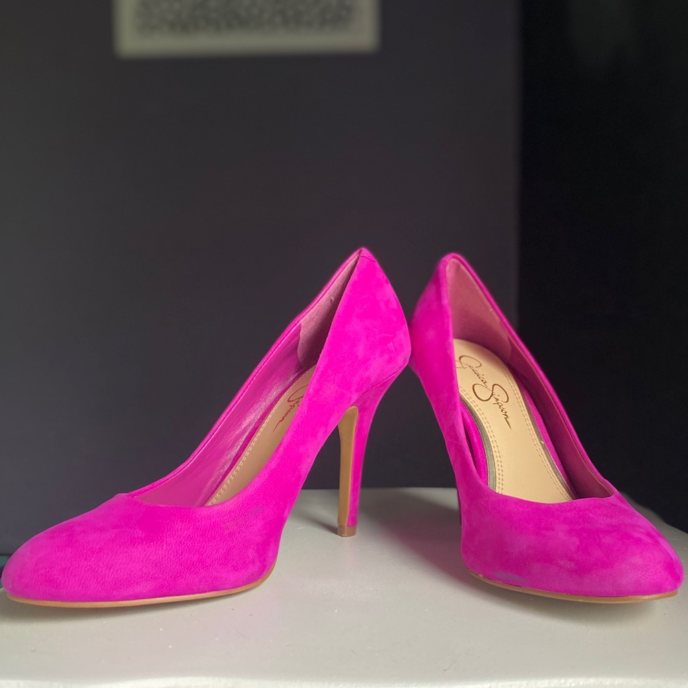 Jessica Simpson Suede Magenta Heels size 7